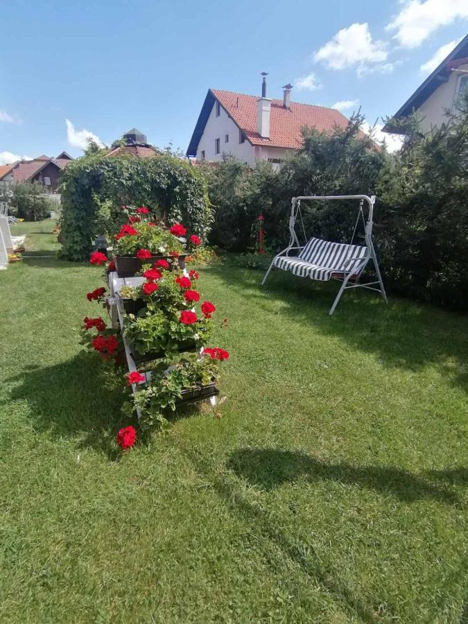 Bozovic Mv Apartments Zlatibor Exteriör bild